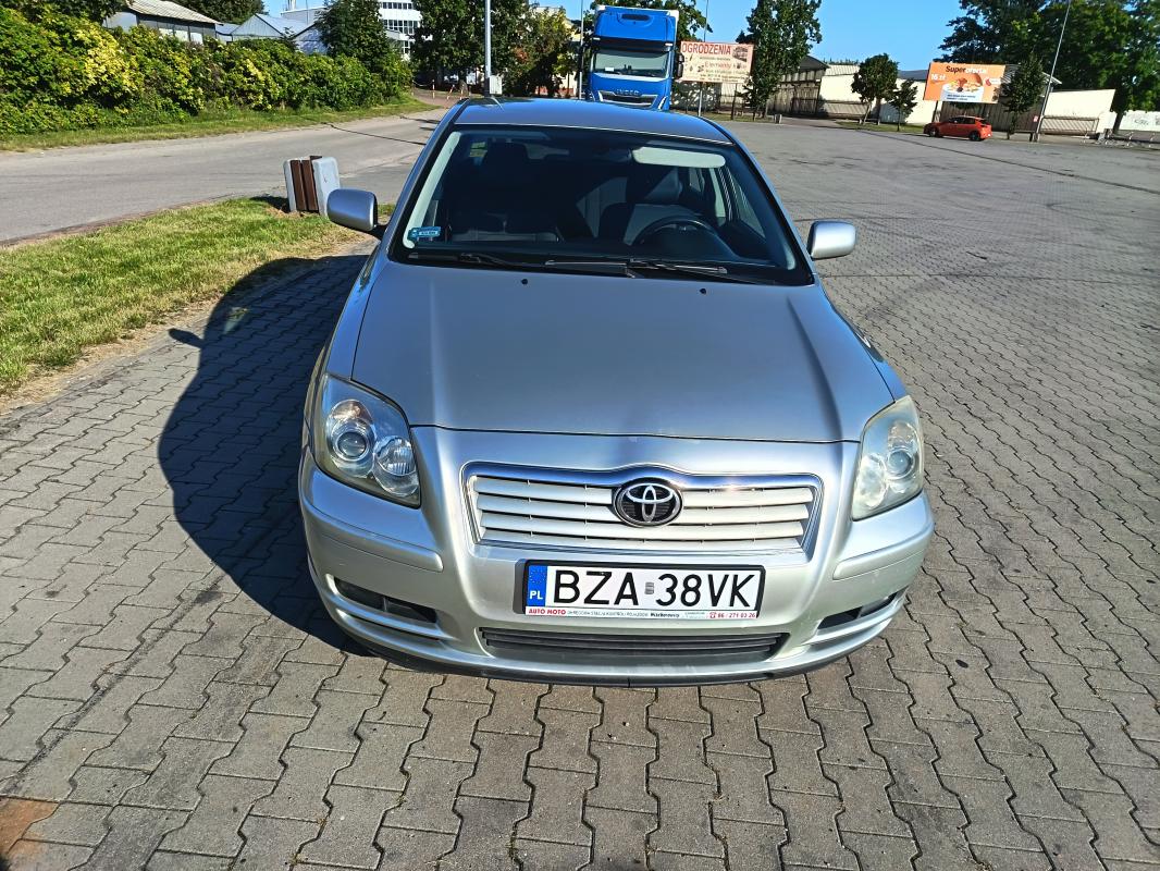 Sprzedam toyotę Avensis t25 2.0 D4D 116 km...