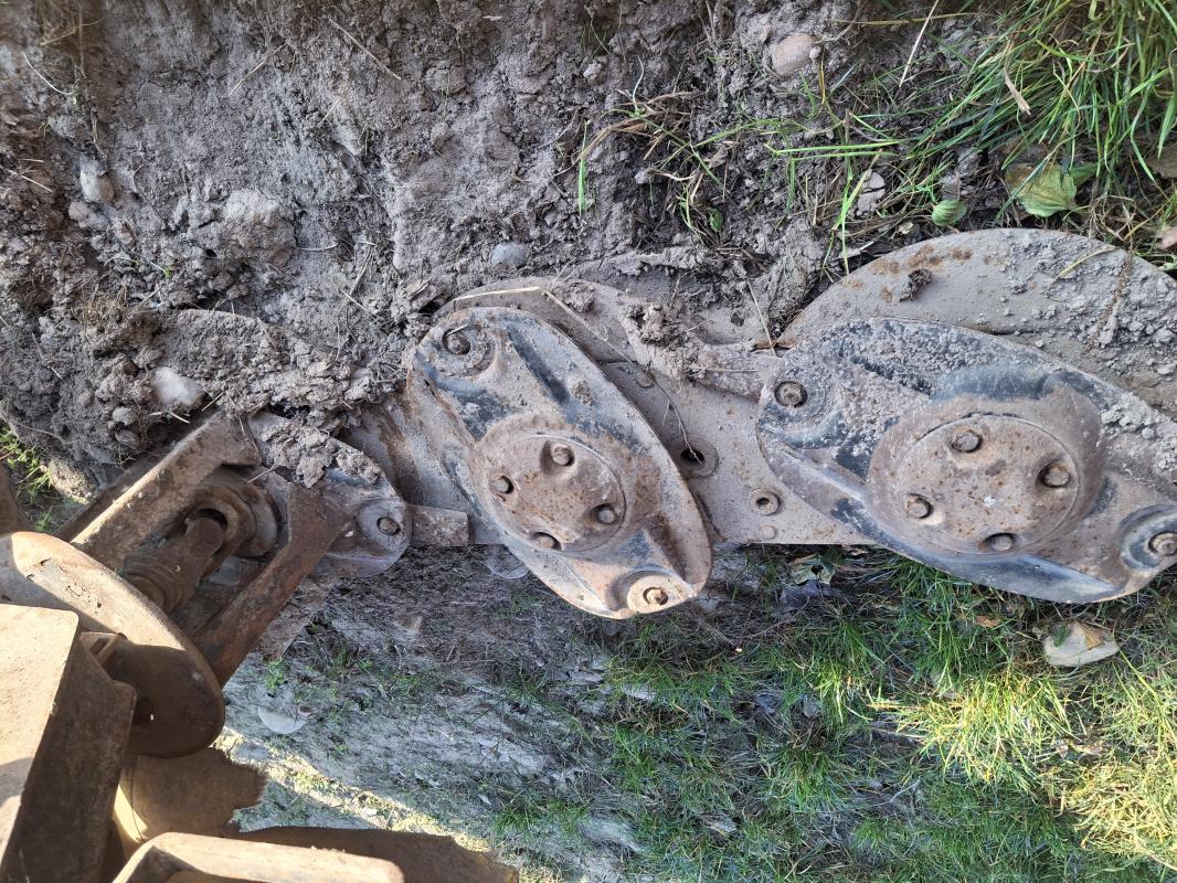 Sprzedam kosiarkę dyskowa fella wszelkie...