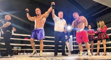 Mateusz Ramatowski zwyciężył podczas gali Boxing Night „Pełna Moc” [FOTO]