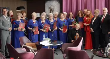 Chór Uniwersytetu Trzeciego Wieku świętował swoje 10-lecie! [FOTO+VIDEO]