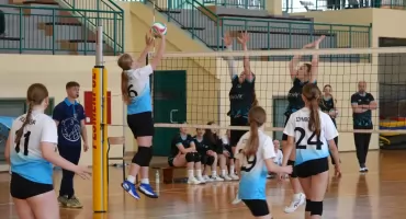 Trwa Międzynarodowy Turniej Siatkówki Młodziczek w Zambrowie [FOTO+VIDEO]
