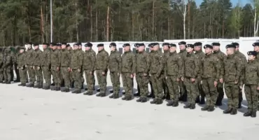Co dalej z jednostką wojskową w Czerwonym Borze? Starosta odpowiada na interpelację radnego