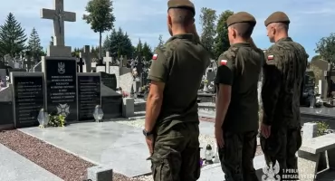 Terytorialsi odwiedzili miejsca pamięci i groby kombatantów [FOTO]