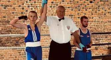 Zwycięska walka Macieja Lipskiego podczas II Gali Boksu Olimpijskiego