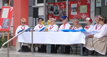 Narodowe Czytanie 2025: aktorzy TFR i zambrowscy harcerze czytali poezje Jana Kochanowskiego [FOTO+VIDEO]