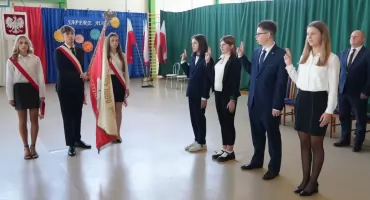 Święto patrona i ślubowanie klas pierwszych w ILO w Zambrowie [FOTO]