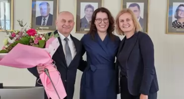 Dyrektor Centrum Kultury Gminy Zambrów Karolina Ilczuk obroniła rozprawę doktorską [FOTO]