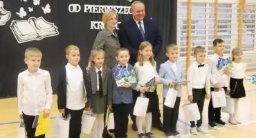 Ślubowanie pierwszoklasistów w Szkole Podstawowej w Srebrnej [FOTO]