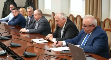 Zalane nieruchomości na AWP, rondo na Mazowieckiej i południowa obwodnica miasta - mieszkańcy Zambrowa rozmawiali z dyrektorem GDDKiA [FOTO+VIDEO]