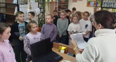 Noc Bibliotek w Szkole Podstawowej w Wiśniewie: „Tajna misja: Skarb w Bibliotece