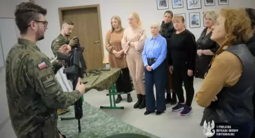 Terytorialsi prowadzą szkolenia proobronne dla pracowników placówek oświatowych [FOTO]
