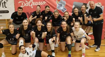 Siatkarki Rekordu Zambrów wygrywają drugi mecz ligowy! [FOTO]