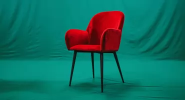 Jak dbać o krzesła tapicerowane, aby służyły latami?