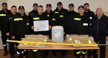 OSP Paproć Duża doposażyła swoją jednostkę w nowy sprzęt [FOTO]