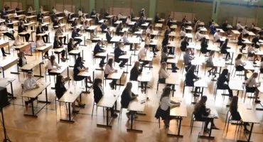 Uzdolnieni uczniowie z Zambrowa otrzymają stypendia