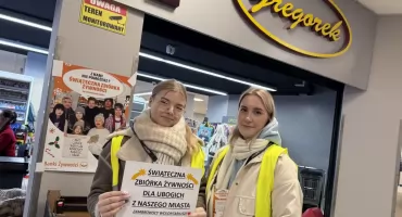 Świąteczna Zbiórka Żywności: Ponad tona żywności trafi do najuboższych rodzin w Zambrowie [FOTO]