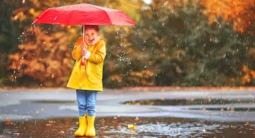 Plan B na deszczowy urlop z dziećmi – 5 sprawdzonych pomysłów