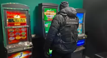 Podlaska KAS zabezpieczyła 9 nielegalnych automatów do gier hazardowych [FOTO]