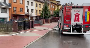 To jeden z najbardziej uciążliwych i od wielu lat nierozwiązany problem w Zambrowie. Radny prosi o skuteczną interwencję [VIDEO]
