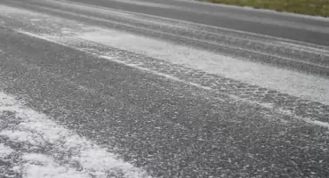 IMGW ostrzega przed oblodzeniami. Będzie ślisko!