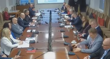 Miejscy radni przyjęli budżet na 2026 rok. Nowa radna złożyła ślubowanie