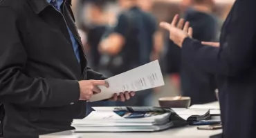 Startujesz z własną firmą? Przygotuj profesjonalny pakiet startowy