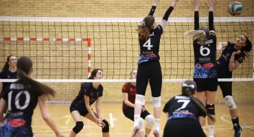Rekord Zambrów uległ liderowi. Porażka siatkarek w hali SP4 [FOTO]