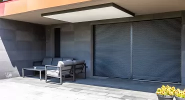 Chcesz zyskać prywatność i bezpieczeństwo w domu? Zainwestuj w rolety zewnętrzne!