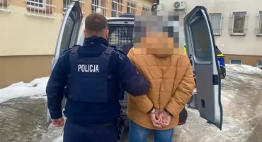 Kolejne zatrzymania w Zambrowie. Trzech poszukiwanych trafiło za kratki