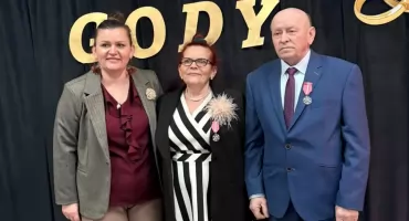 Pół wieku razem. Pary z gminy Rutki odznaczone medalami za długoletnie pożycie [FOTO]
