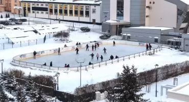 Lodowisko w Zambrowie kończy sezon. Ostatnie dni na ślizgawkę