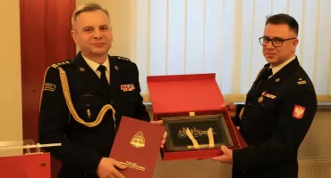 Uroczyste pożegnanie wiceszefa podlaskich strażaków. Mł. bryg. Łukasz Chankowski przeszedł na emeryturę [FOTO]