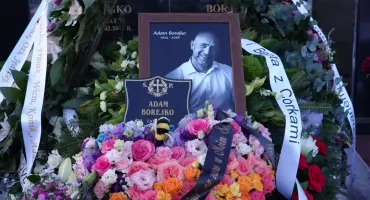 Ostatnia droga Adama Borejki. Prochy podróżnika spoczęły na cmentarzu komunalnym w Zambrowie