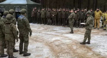 Żołnierze, leśnicy i strażacy na wspólnym szkoleniu z wykonywania zapór inżynieryjnych [FOTO]
