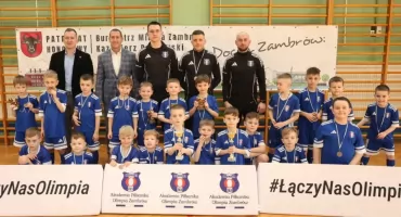 Młodzi piłkarze walczyli w Festiwalu Gier o Puchar Burmistrza Miasta Zambrów [FOTO]