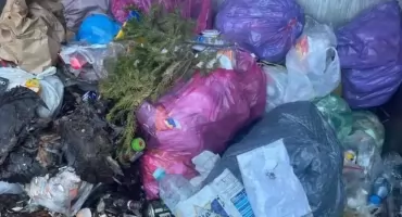 Nieprawidłowa segregacja śmieci w Zambrowie. Są kolejne zdjęcia [FOTO]