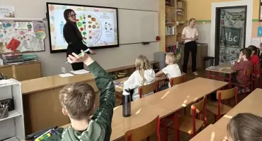 Dietetyczki edukowały uczniów SP5 o zdrowych nawykach żywieniowych [FOTO]