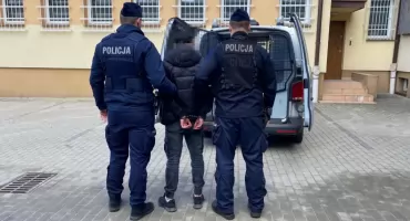 Czterech poszukiwanych w rękach zambrowskich policjantów
