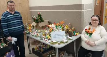 Wyjątkowy kiermasz w starostwie. Kup ozdoby wykonane przez podopiecznych WTZ w Szumowie [FOTO]