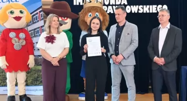 Iga Domagała z ILO wyróżniona w finale XIII Wojewódzkiego Turnieju Matematycznego SIGMA [FOTO]