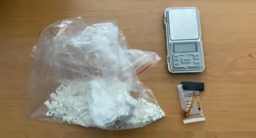 Kryminalni znaleźli prawie ćwierć kilograma amfetaminy w piwnicy. 41-latek trafił do aresztu