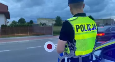 Co trzeba zrobić, żeby dostać 2,5 tys. zł mandatu jadąc hulajnogą? 
