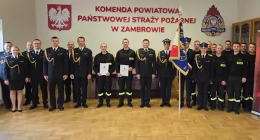 Nowi strażacy złożyli ślubowanie. Uroczysta zbiórka w zambrowskiej komendzie [FOTO]