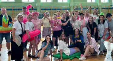 Nauczyciele zaskoczyli uczniów. Wyjątkowy spektakl w zambrowskiej 