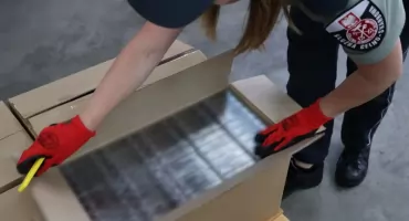 Funkcjonariusze przejęli gigantyczną kontrabandę na trasie S8. Papierosy były warte ponad 11,5 mln zł [FOTO]