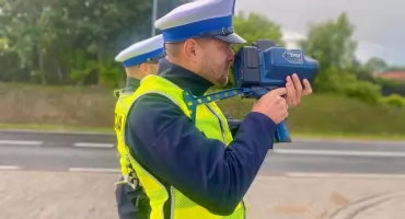 Jechał 106 km/h w terenie zabudowanym. 21-latek stracił prawo jazdy