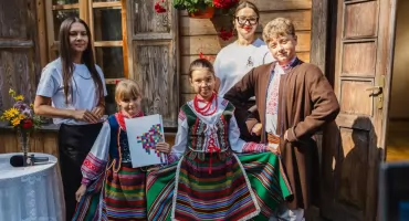 Pieniądze na stroje dla Małych Rutkowianek. Fundacja pozyskała dotację z samorządu województwa [FOTO]