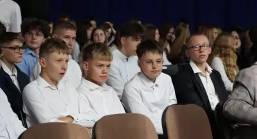 ZS1: Uczniowie powitali nowy rok szkolny 2026/2027 [FOTO]
