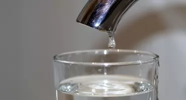 Uwaga: Woda warunkowo przydatna do spożycia!