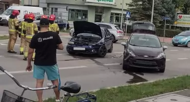 Kolizja na skrzyżowaniu w Zambrowie [FOTO]